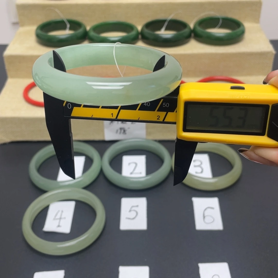 长石玉未镶嵌手镯（开口镯）东陵玉