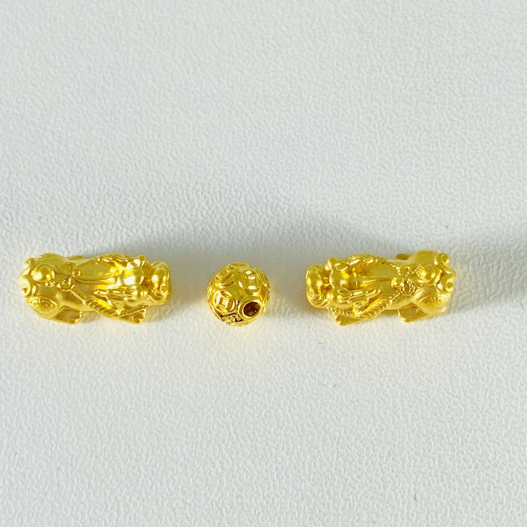 足金999 黄金貔貅一对+卡6铜钱珠 0.68