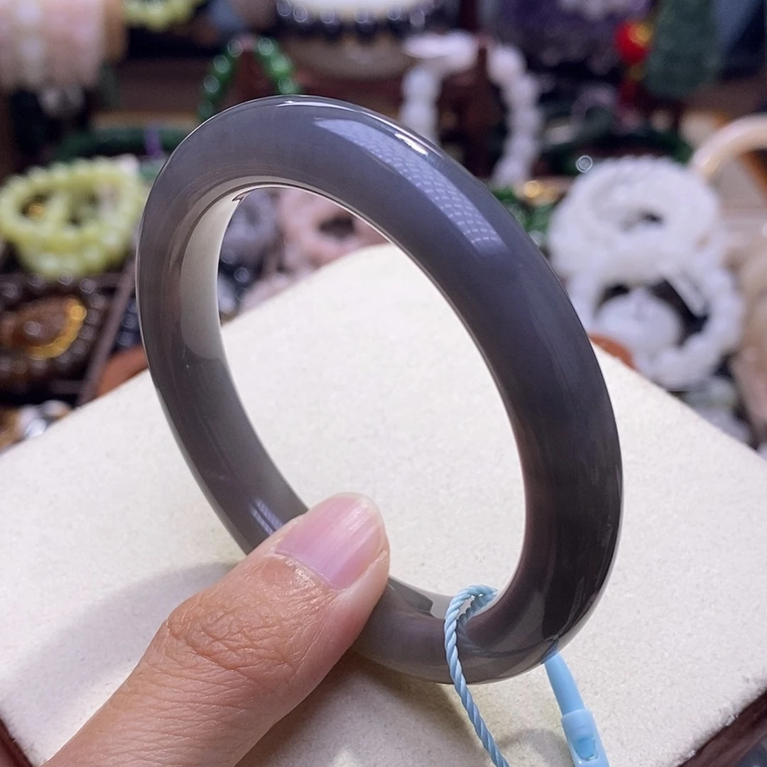 颈饰未镶嵌和田玉53仙女紫老矿料烟紫脂膏级手镯孤品