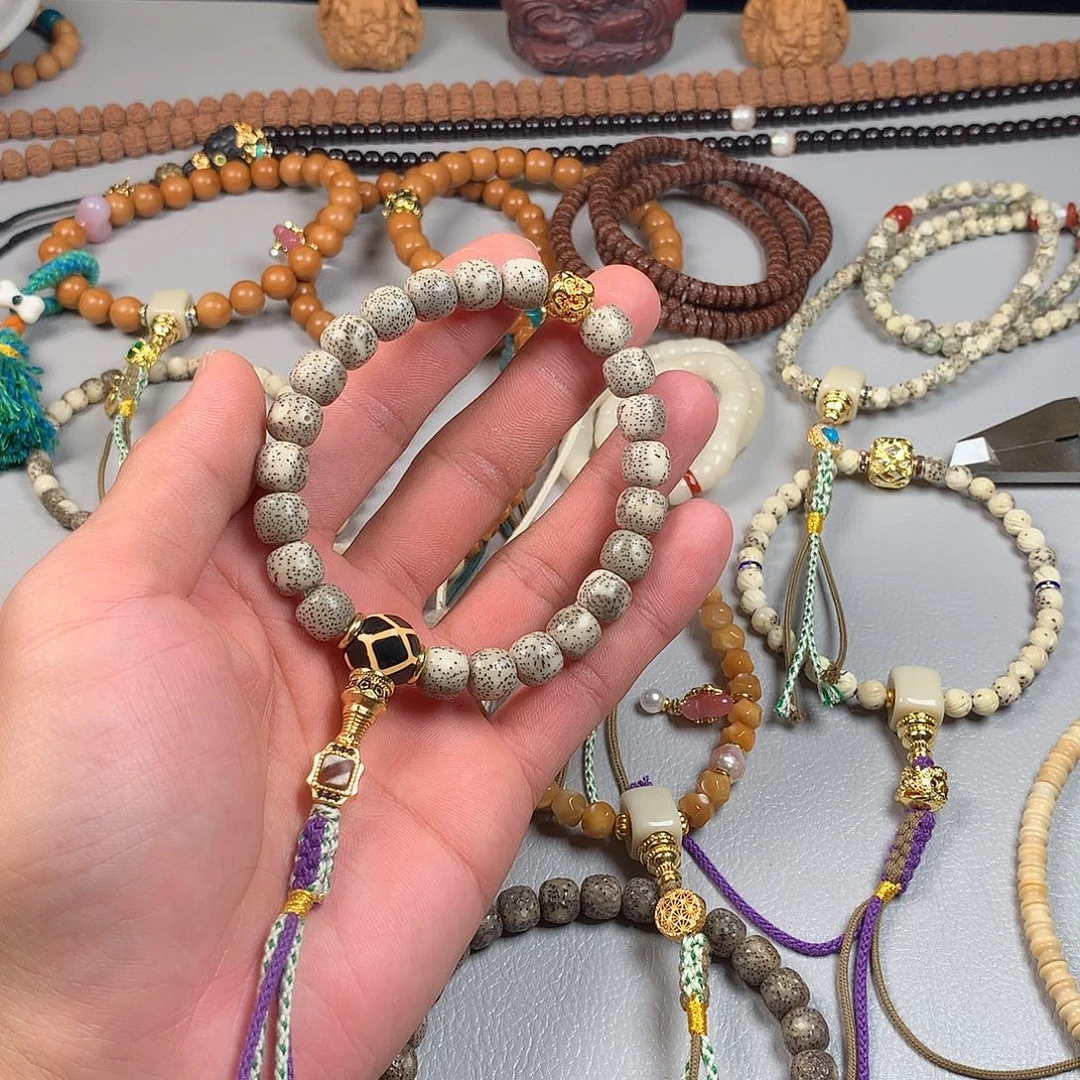 吊坠星月菩提。。。。。。。。。。。。