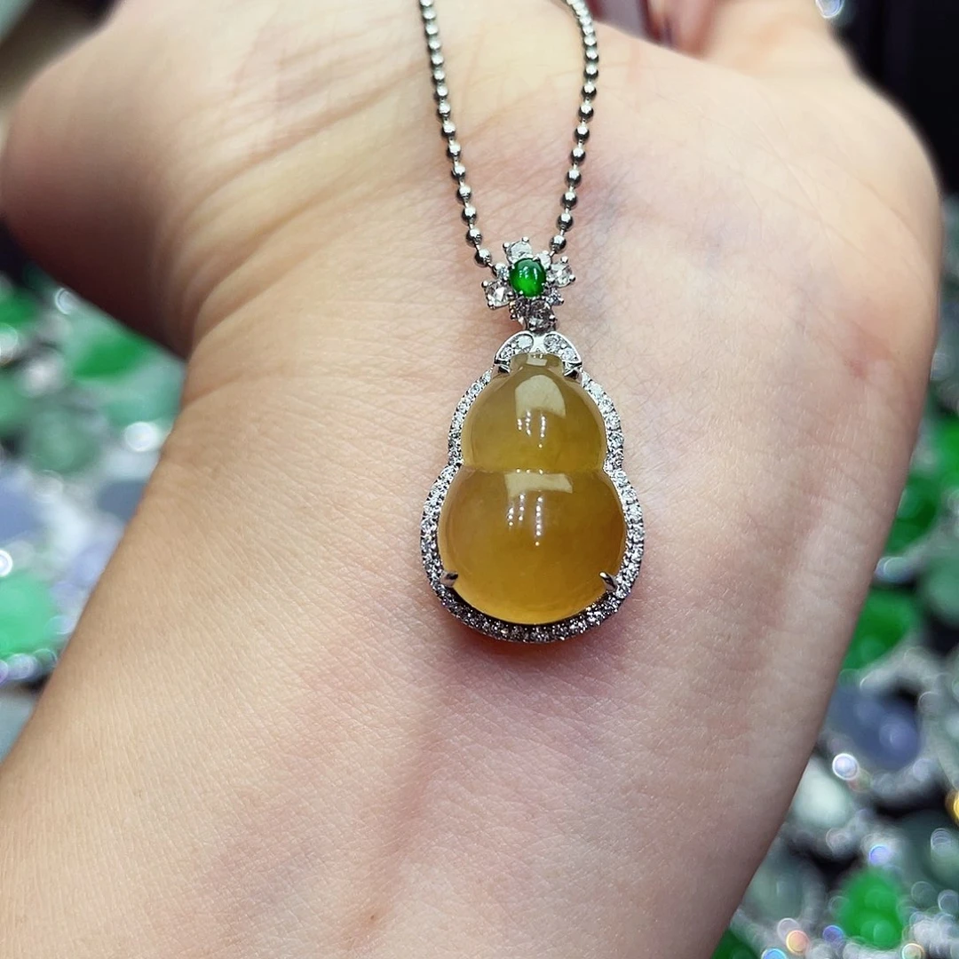 吊坠(不含链)18K金镶嵌翡翠葫芦