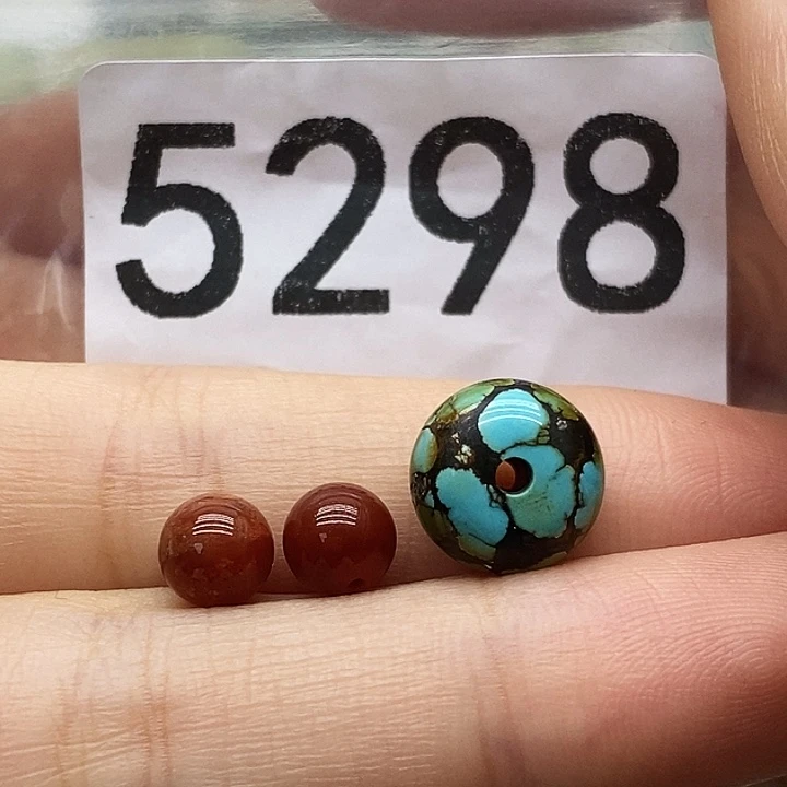 南红玛瑙未镶嵌颈饰
