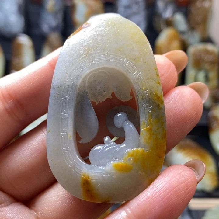 和田玉未镶嵌挂件