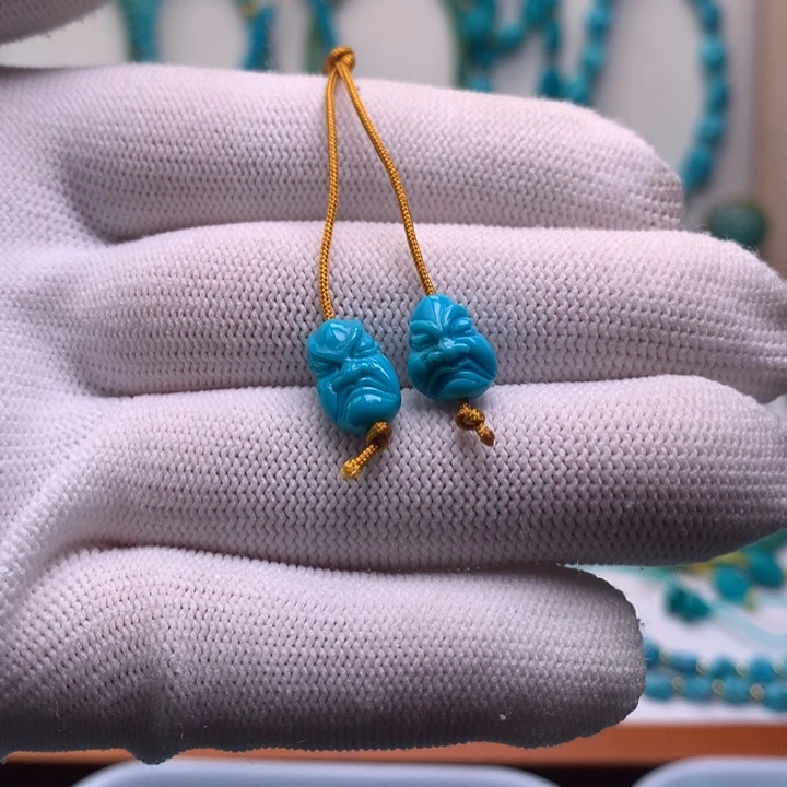 绿松石未镶嵌珠宝奇石