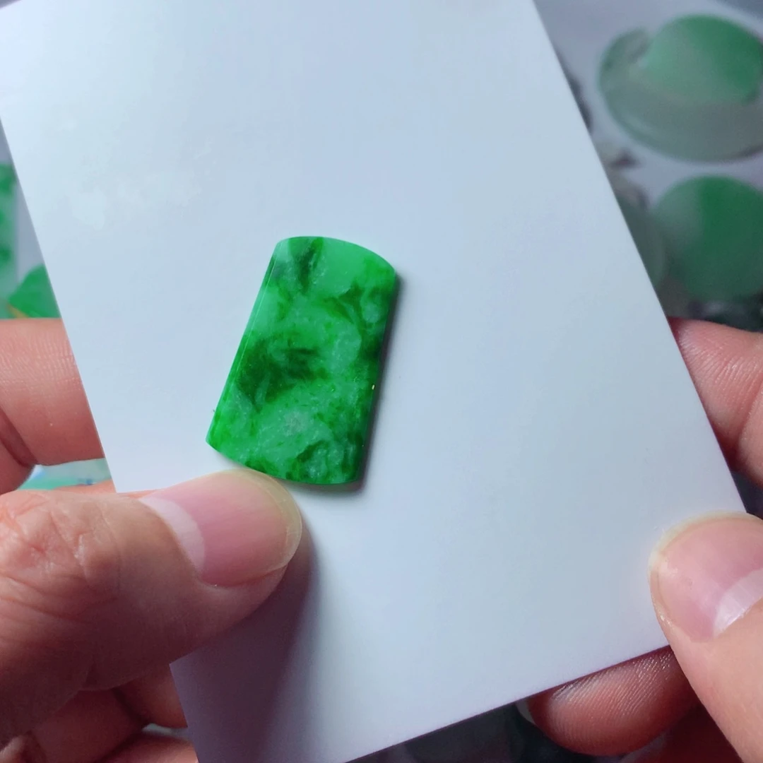 定制翡翠未镶嵌包工