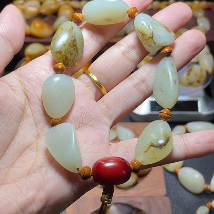 和田玉未镶嵌手链