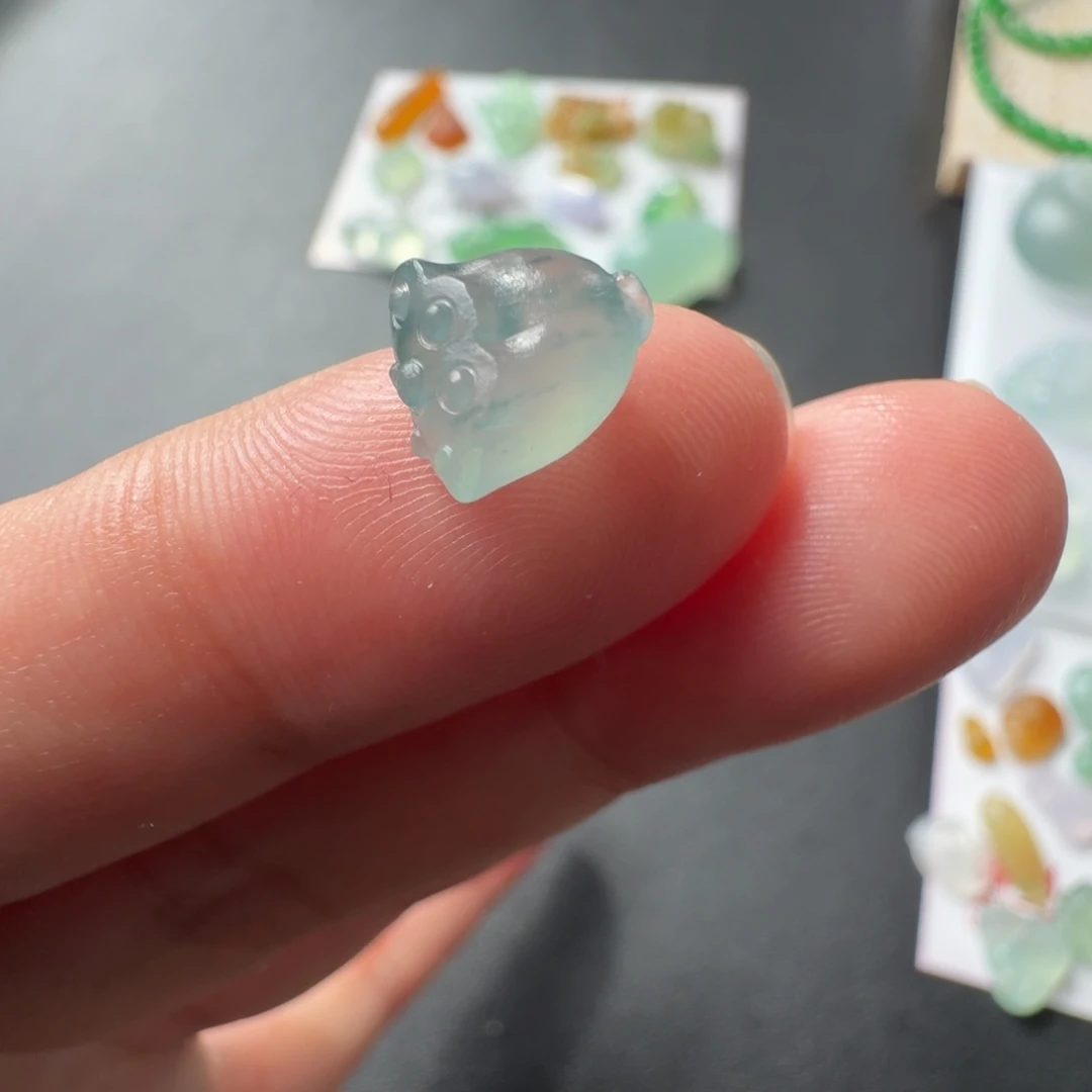 定制翡翠未镶嵌冰种星空蓝紫莲蓬