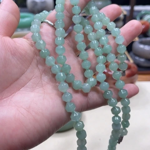 未镶嵌手镯石英质玉