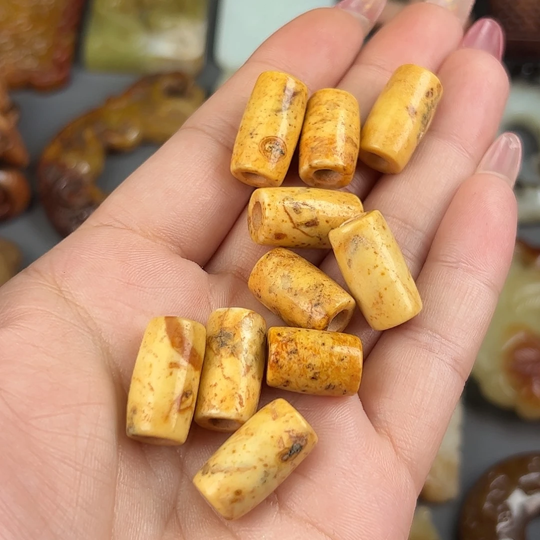 和田玉（糖玉）未镶嵌颈饰