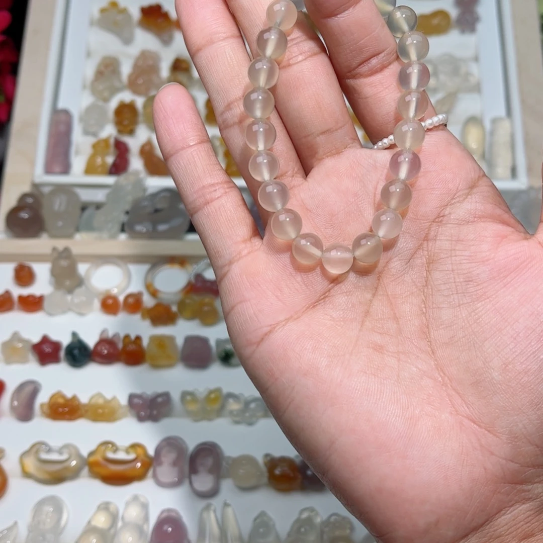 未镶嵌颈饰玛瑙/玉髓敬**人