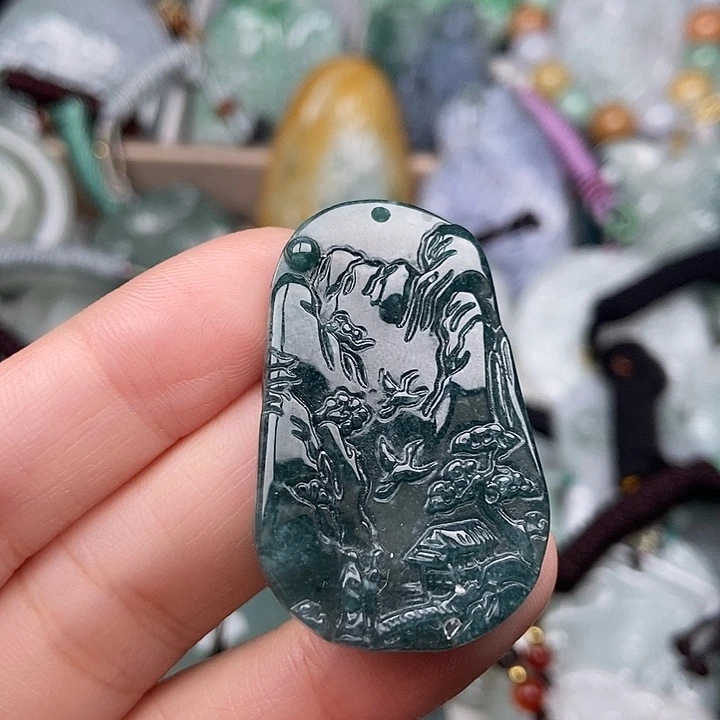 翡翠未镶嵌颈饰翡翠