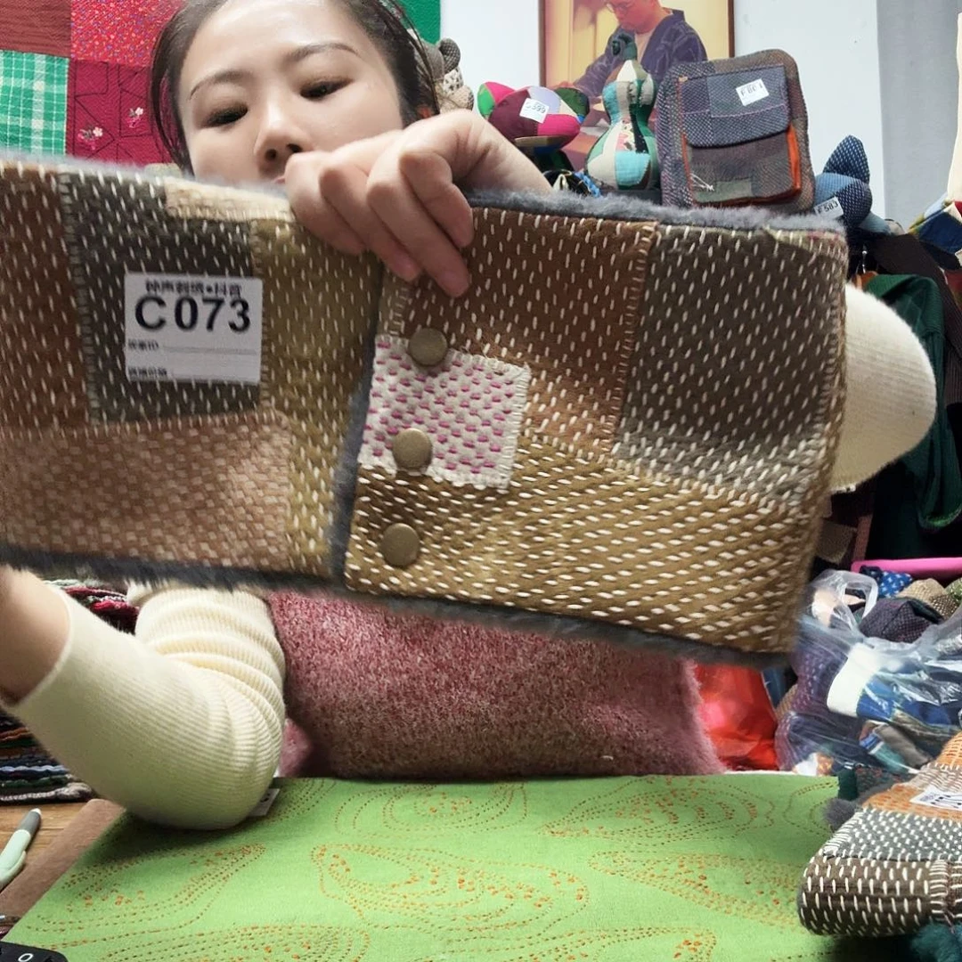 小***福织绣Sddffffffffffffffffff