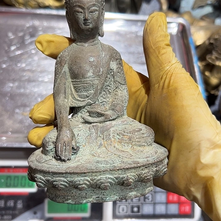 摩**士微瑕疵黄铜摆件工艺品