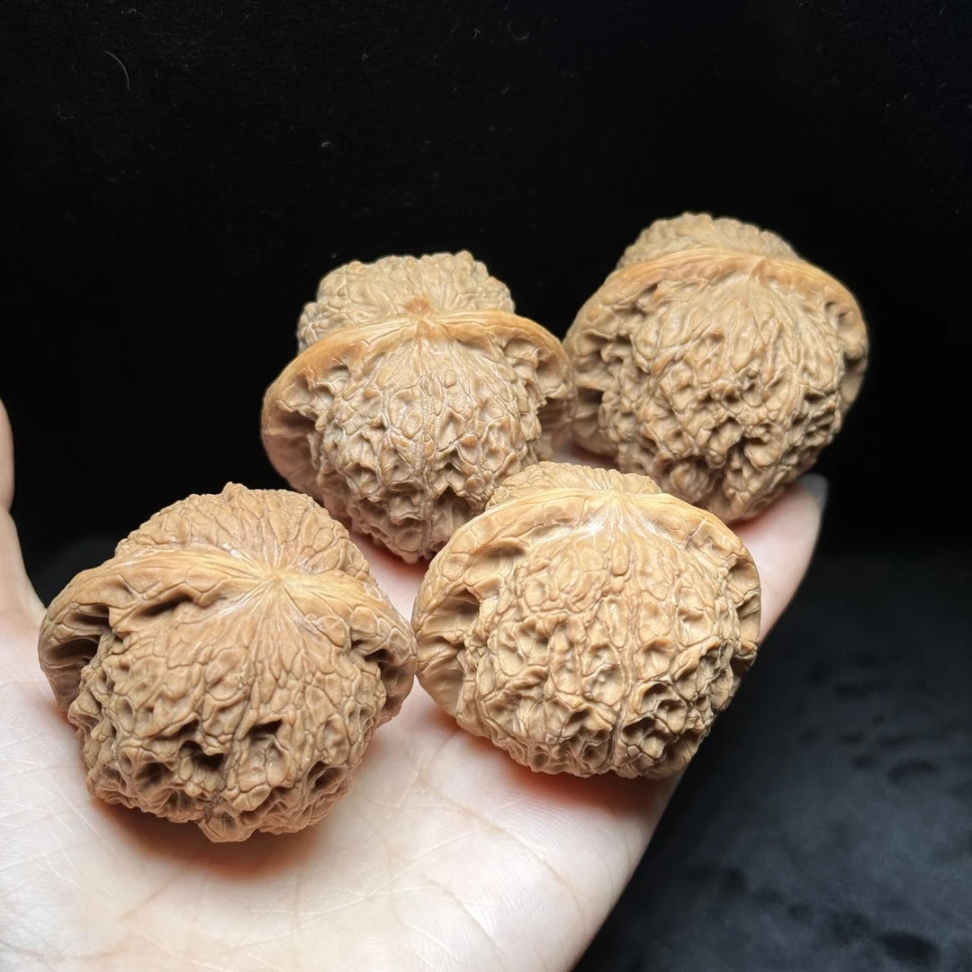 【小宝珠宝】15 T91392-核桃血麒麟-多样性发其一-42-43mm