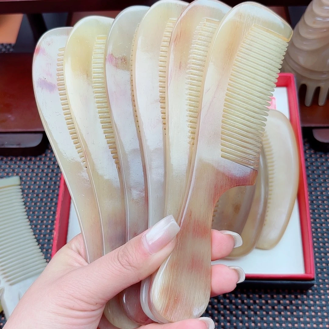 纯手工制作纯牛角梳子