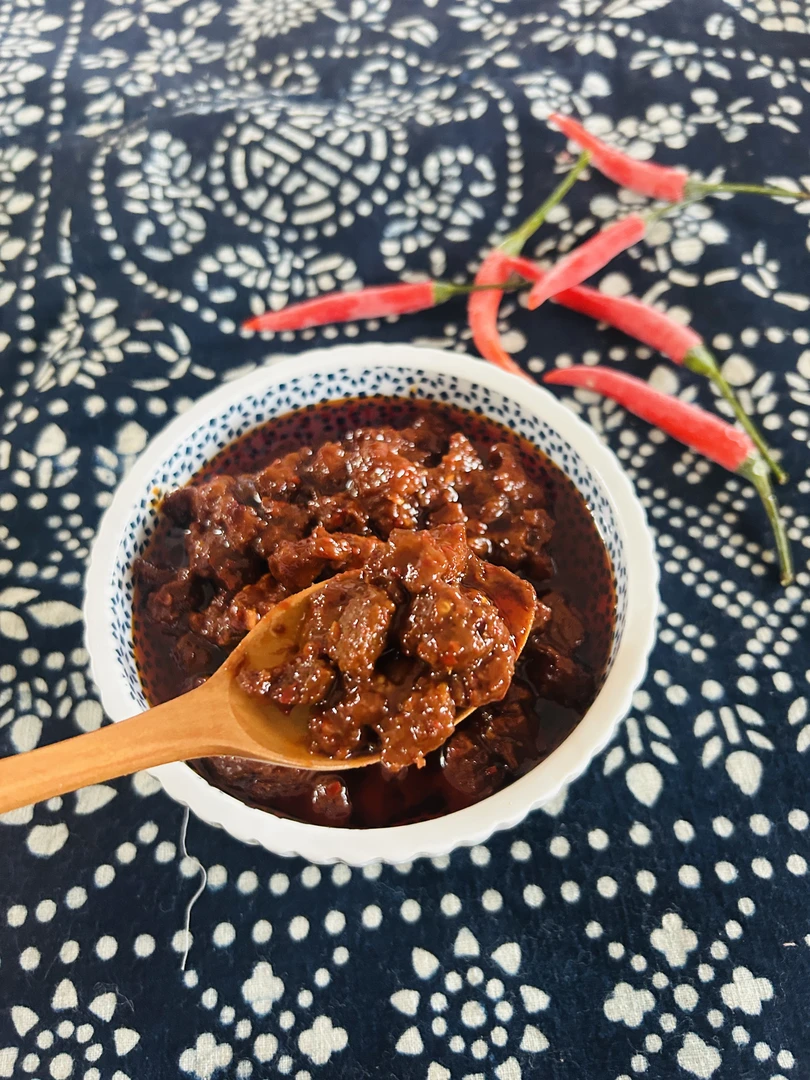 海派美食系类：本帮辣肉丁
