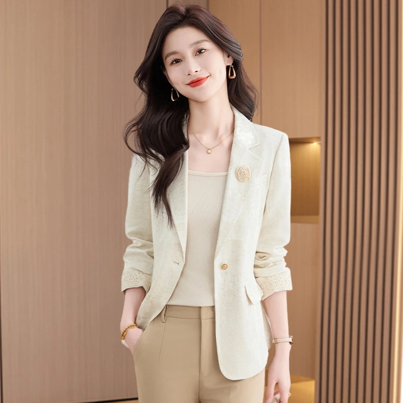 早秋小香风西装国风薄外套女士2025新款超火减龄中年妈妈品牌上衣