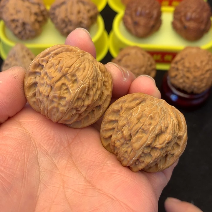 文玩核桃吊坠磨盘36