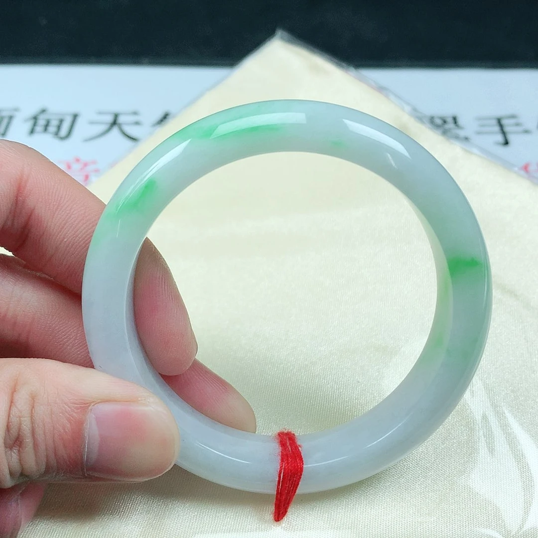 翡翠手镯未镶嵌圈53