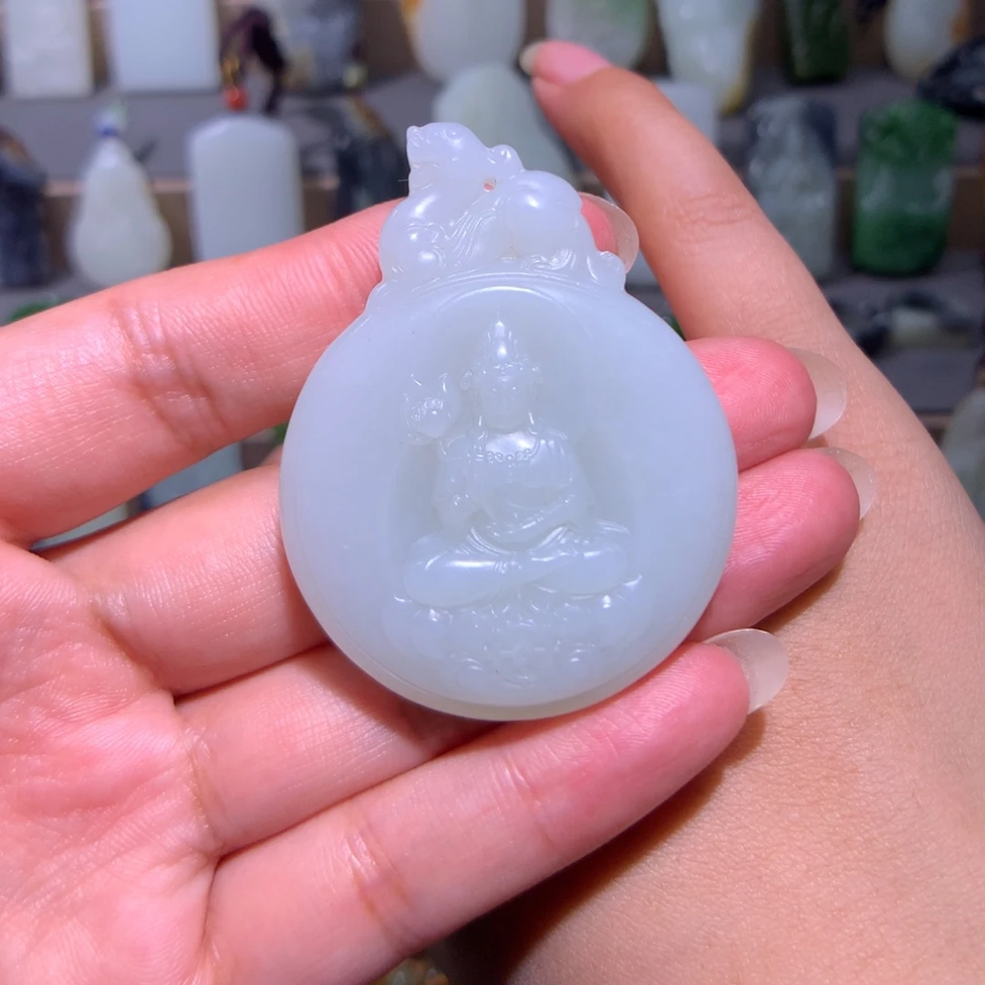 和田玉未镶嵌颈饰浩*