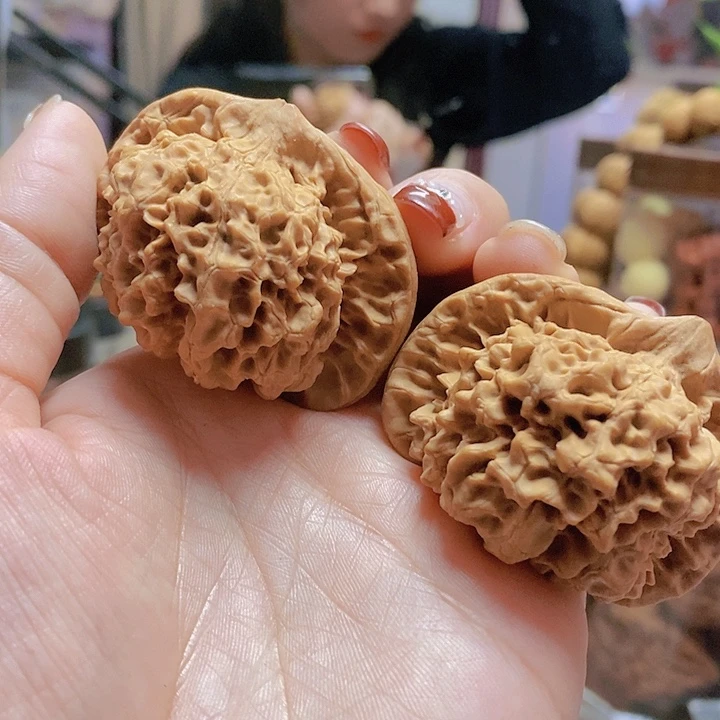 【闪购商品】文玩核桃把件50官帽