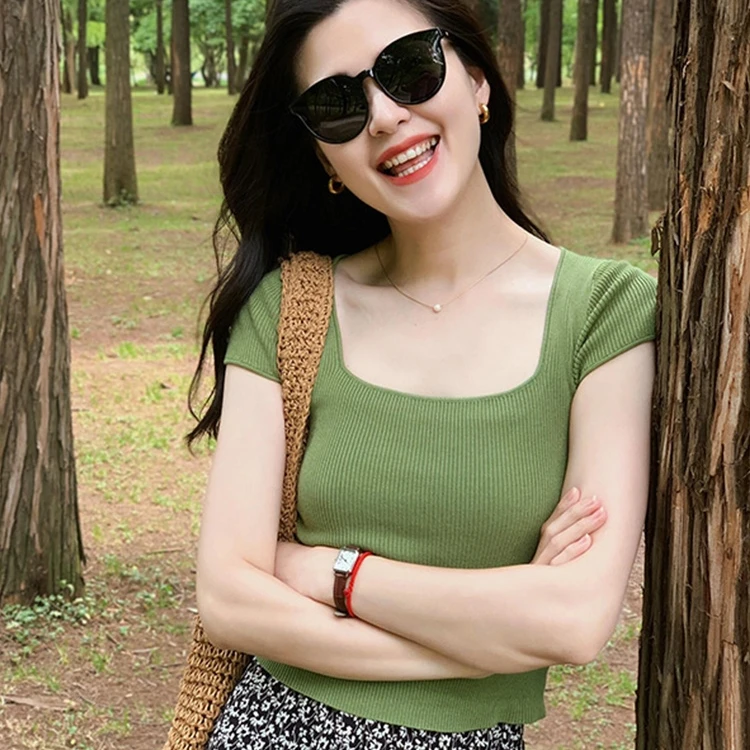 夏季女装时髦洋气薄款方领短袖T恤针织衫高级感绿色短款打底上衣