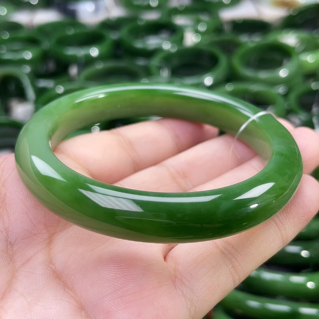 未镶嵌手镯和田玉（碧玉）