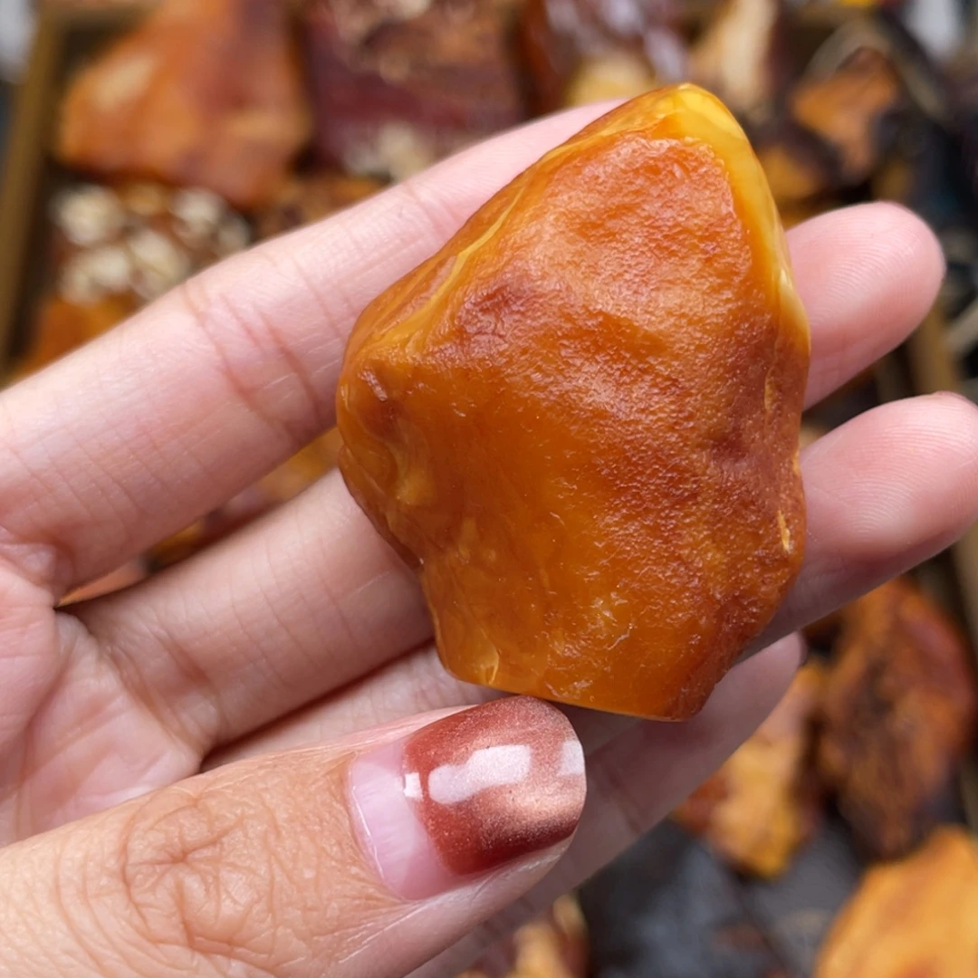 琥珀18K金镶嵌珠宝奇石