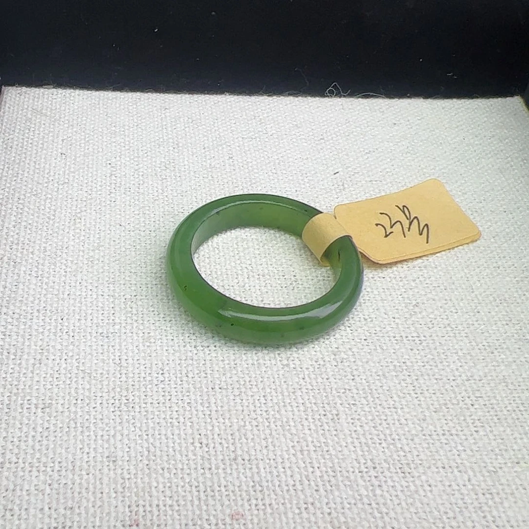 和田玉戒指未镶嵌W****g23号碧玉