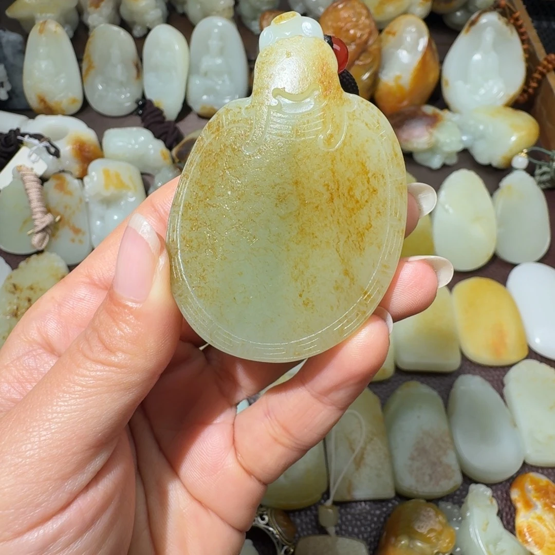 和田玉未镶嵌吊坠(不含链)