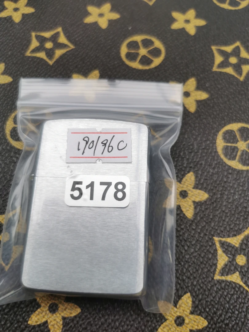 Zippo打火机回血96C拉丝光板-5178