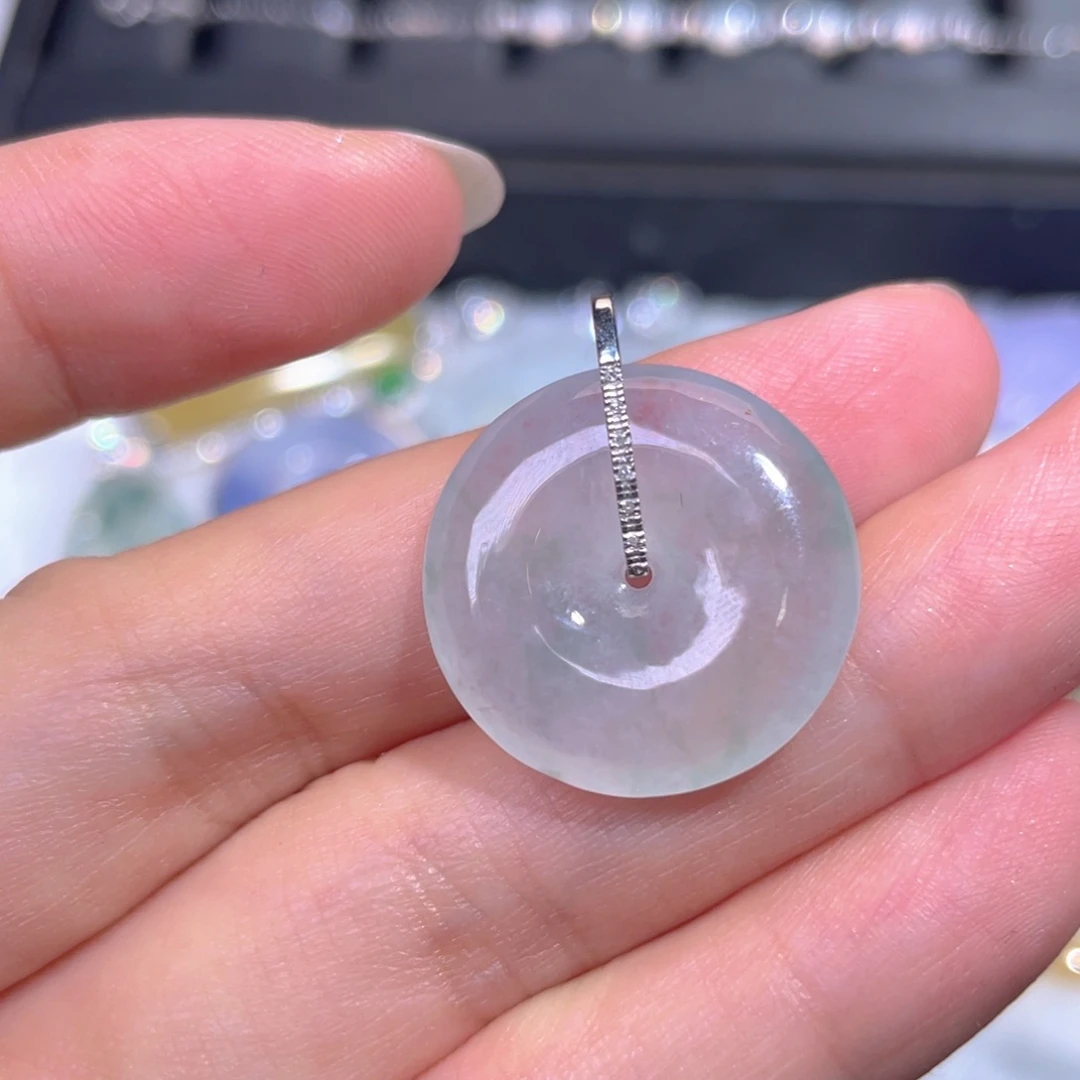 颈饰18K金镶嵌翡翠翡翠