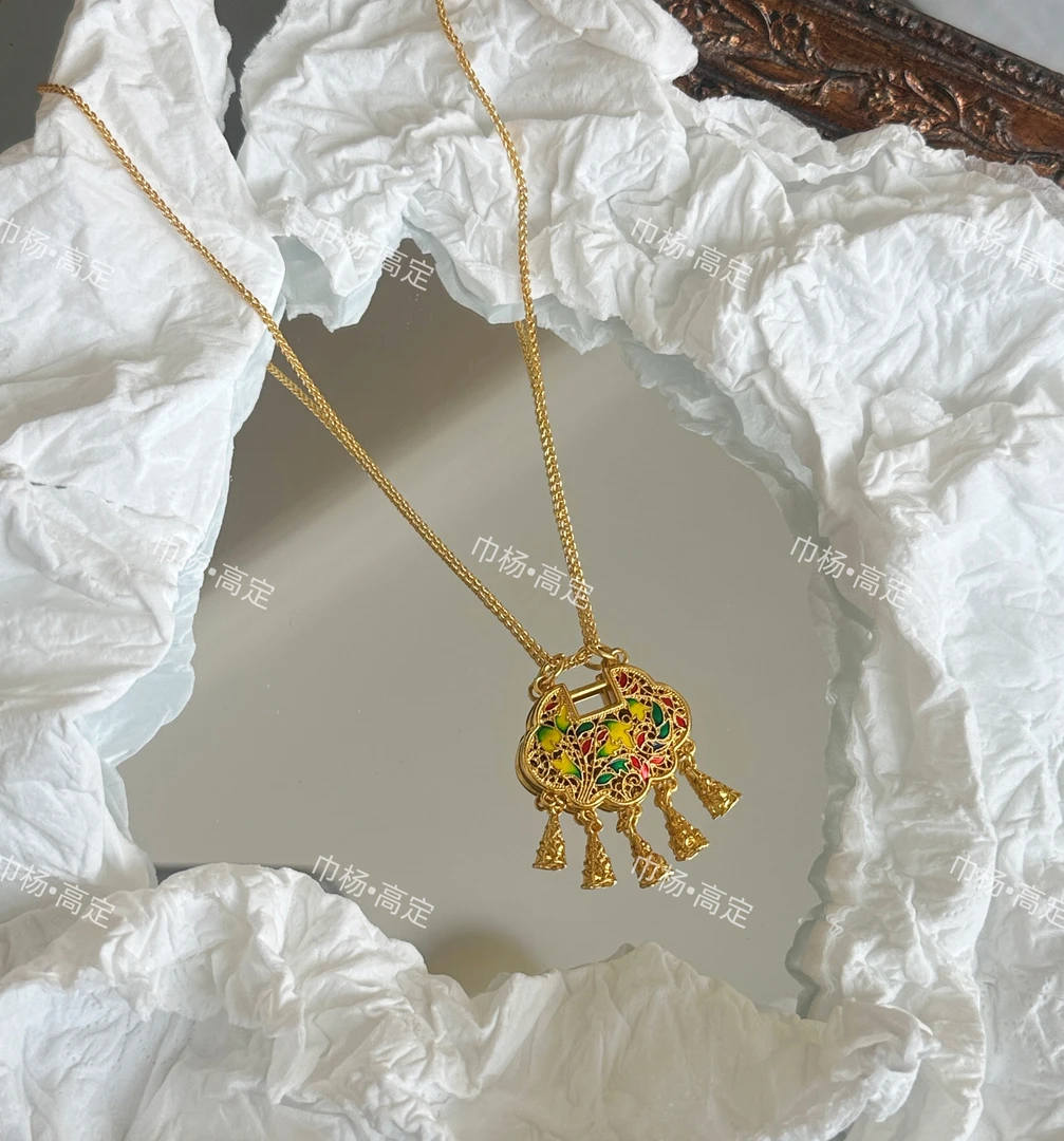 铜合金珐琅项链 镂空平安金锁 铃铛珐琅彩项链
