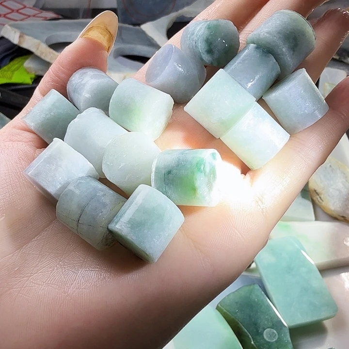 未镶嵌定制翡翠手串