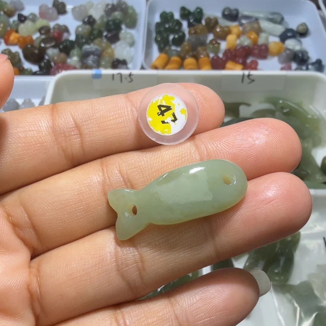 和田玉未镶嵌珠宝奇石