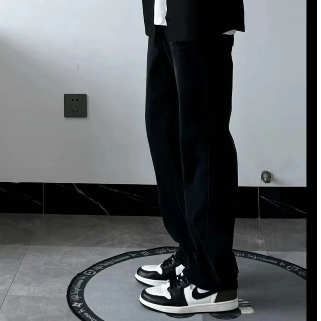 夏季2025时尚新款男女户外休闲板鞋