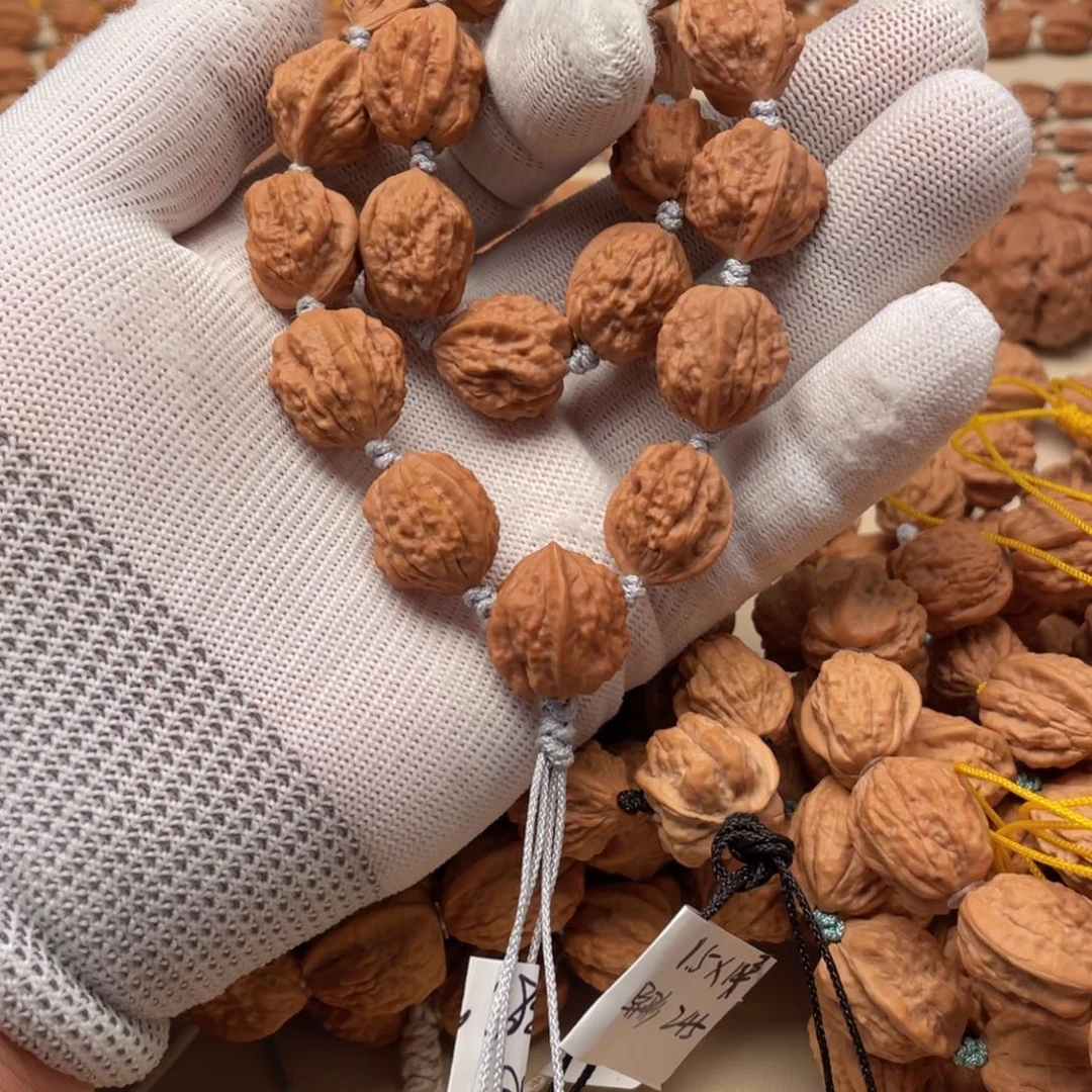 天***色吊坠文玩核桃正装蛤蟆