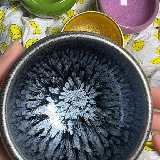 茶盏你的孩子还早得睡么