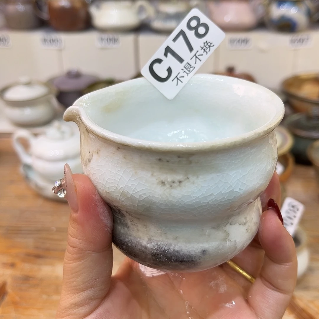 白泥茶杯陶瓷艺术