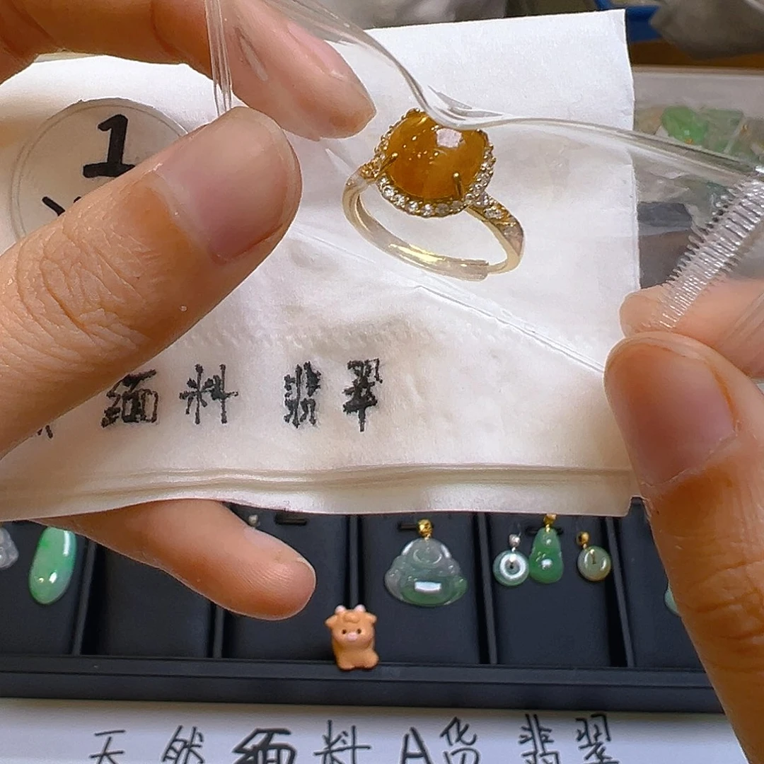 翡翠颈饰银S925镶嵌翡翠