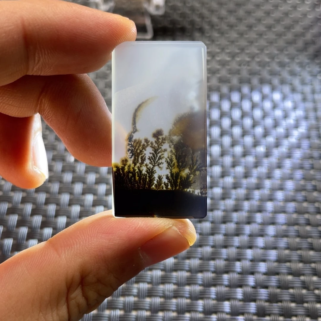 未镶嵌颈饰玛瑙/玉髓俺**下