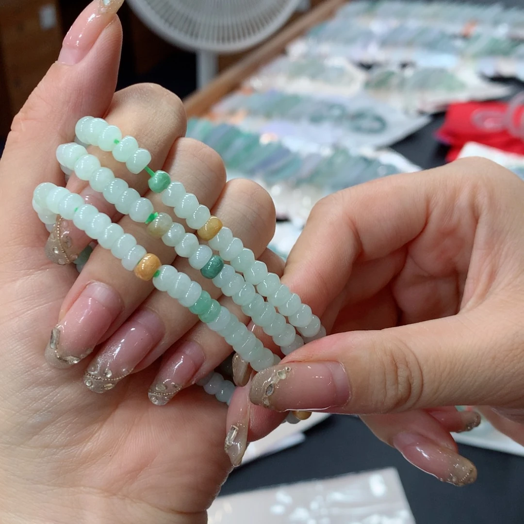 未镶嵌手链翡翠多样性发1
