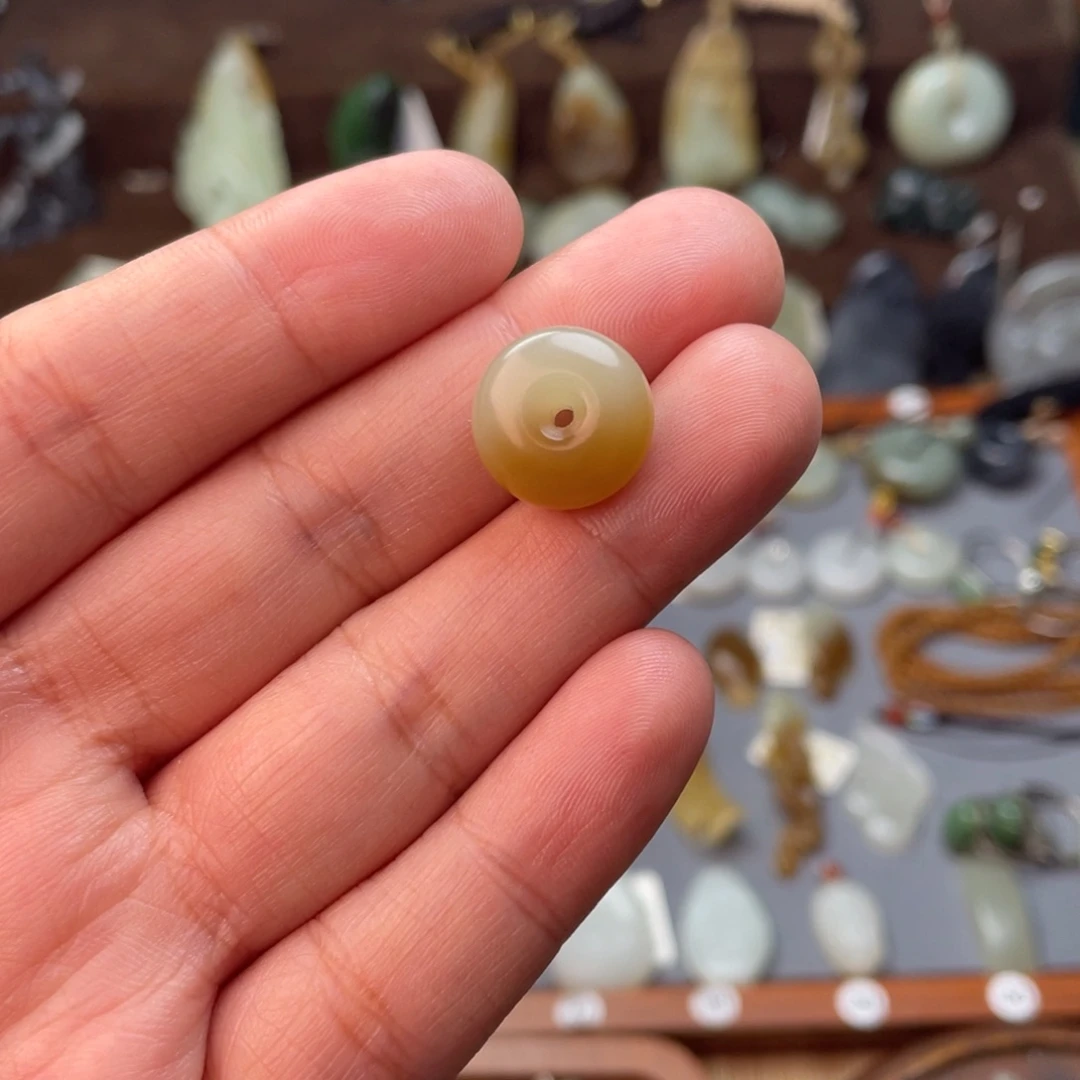 颈饰未镶嵌和田玉浪***拉