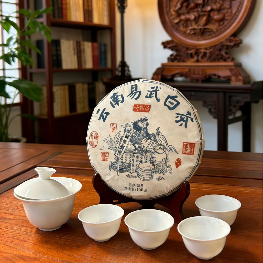 云南白茶口粮茶茶叶