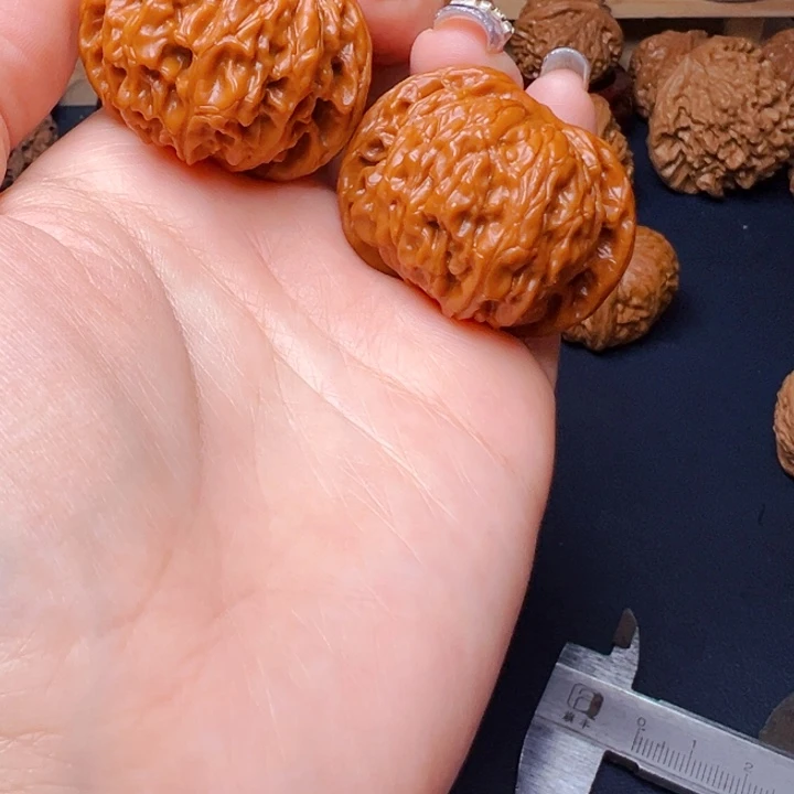 文玩核桃吊坠磨盘39