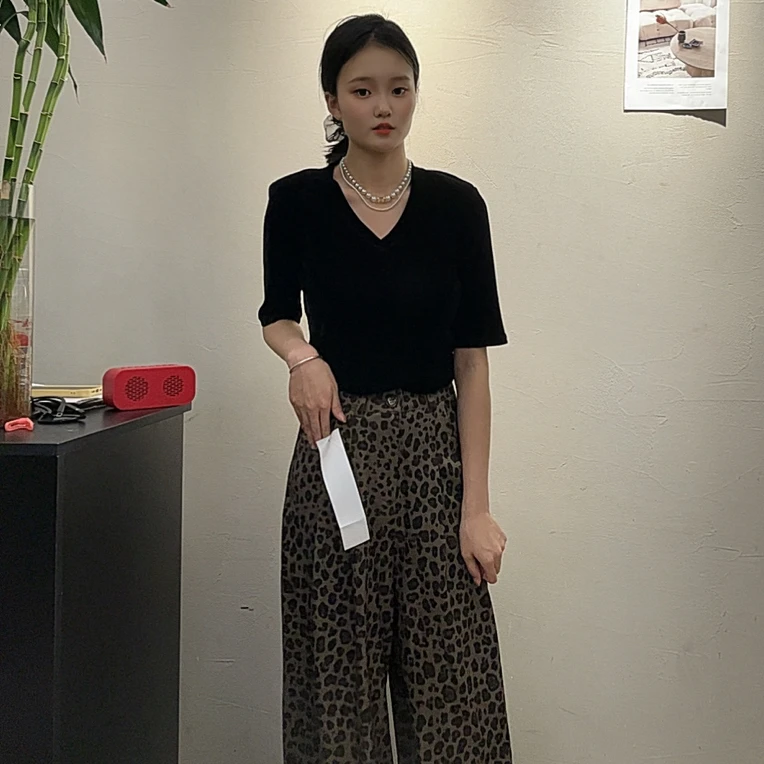 2025年新款。豹纹阔腿裤