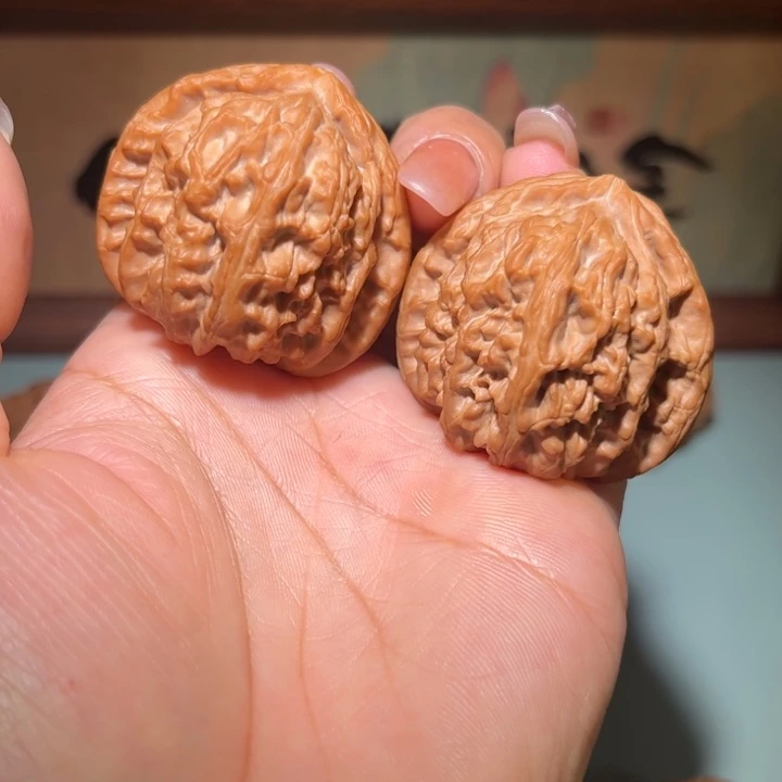 好***来吊坠文玩核桃三角白