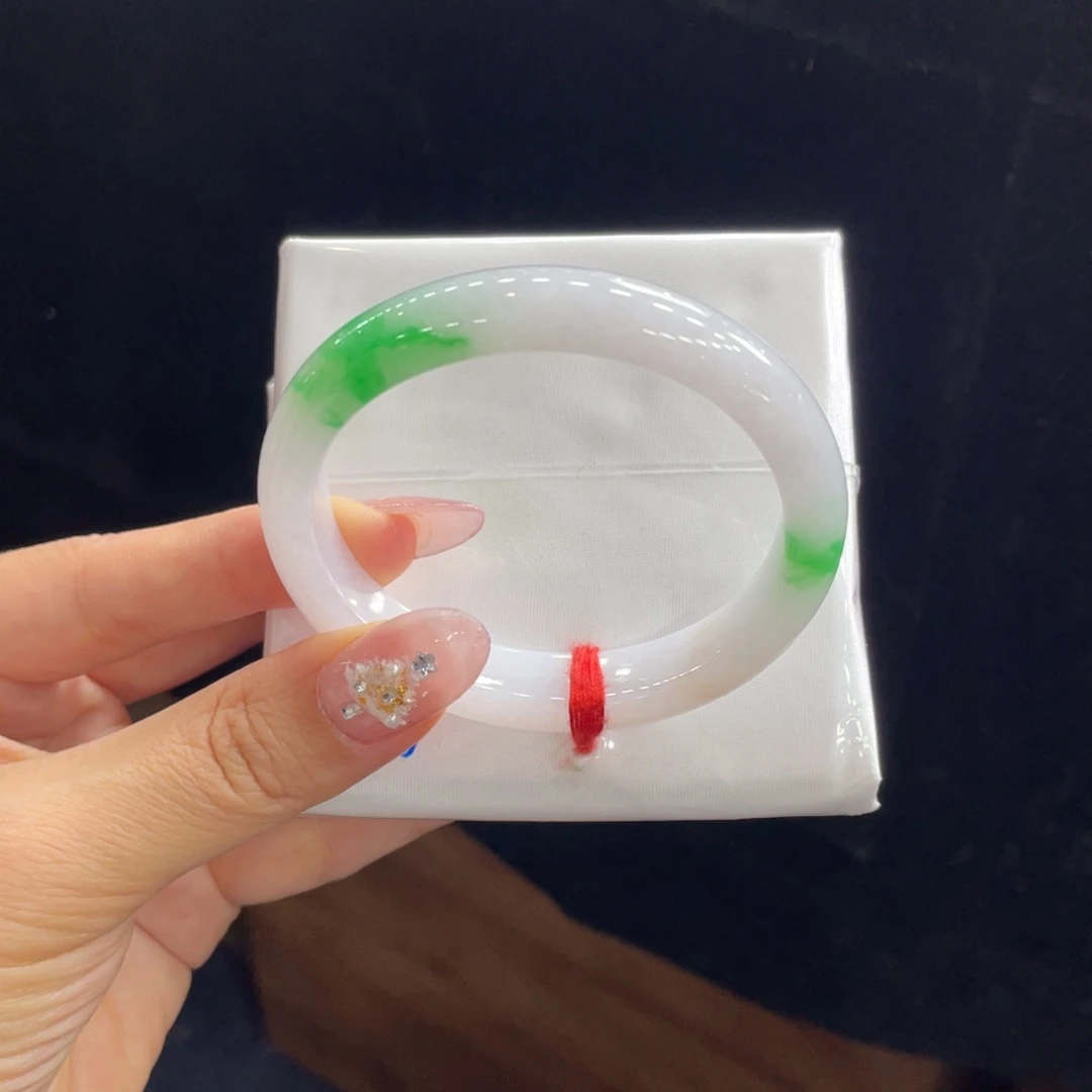 翡翠未镶嵌手镯06号 53.5贵妃阳春白雪