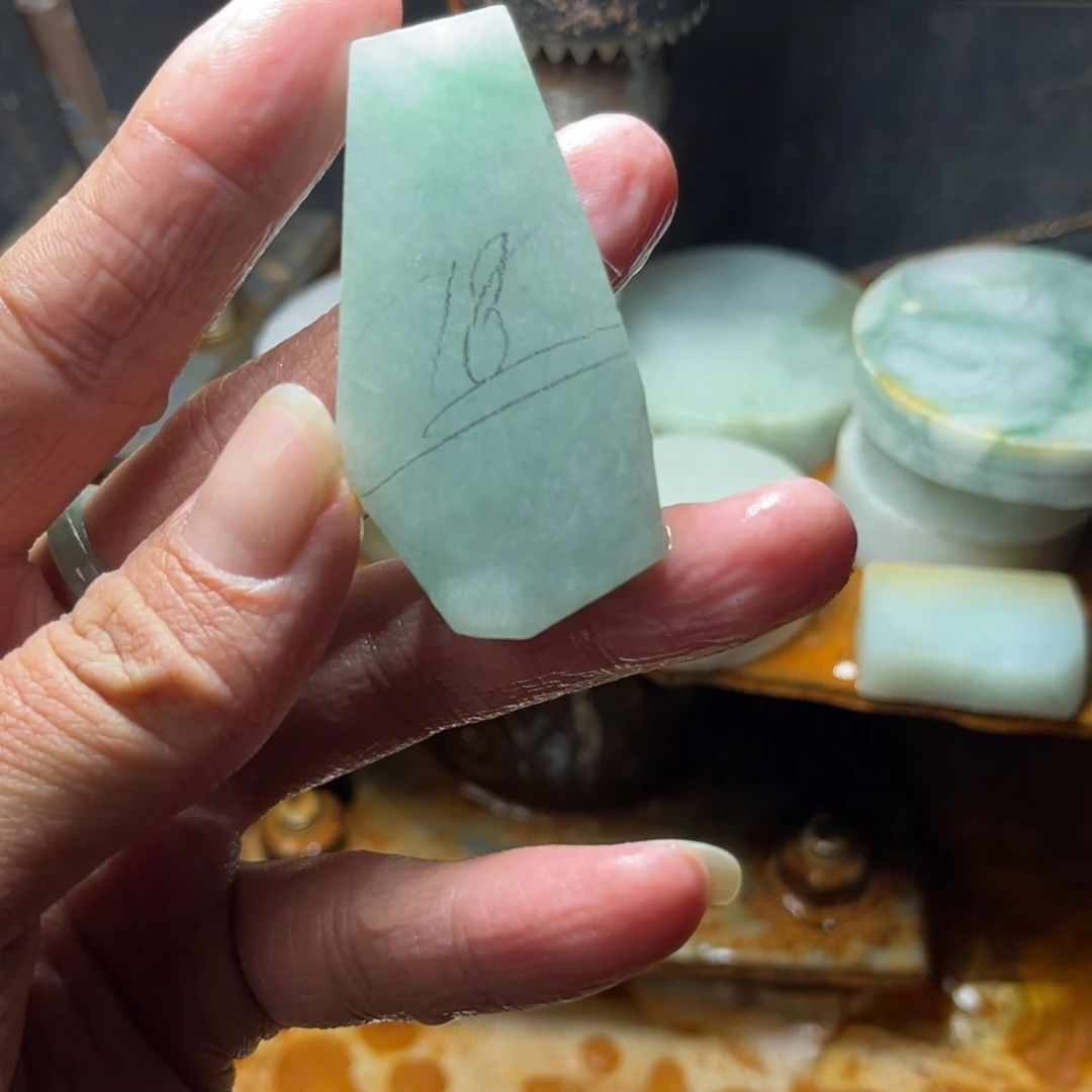 翡翠颈饰未镶嵌S**澈翡翠