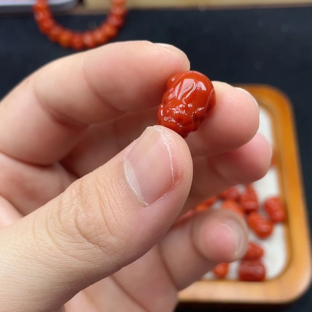 未镶嵌4号瓦西柿子红卡11*16貔貅一个南红玛瑙